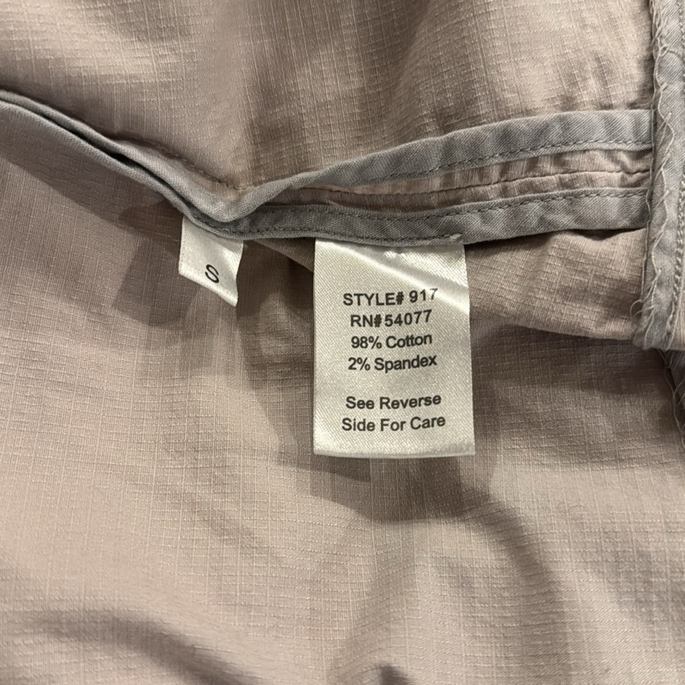 Cabi Pleated Belted Trench - Picture 9 of 12